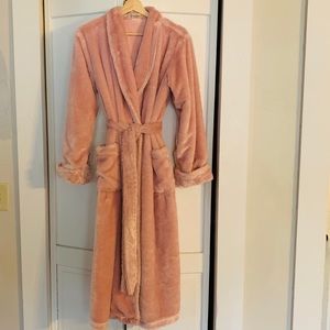 Plush and comfy full length Soma robe pink rose